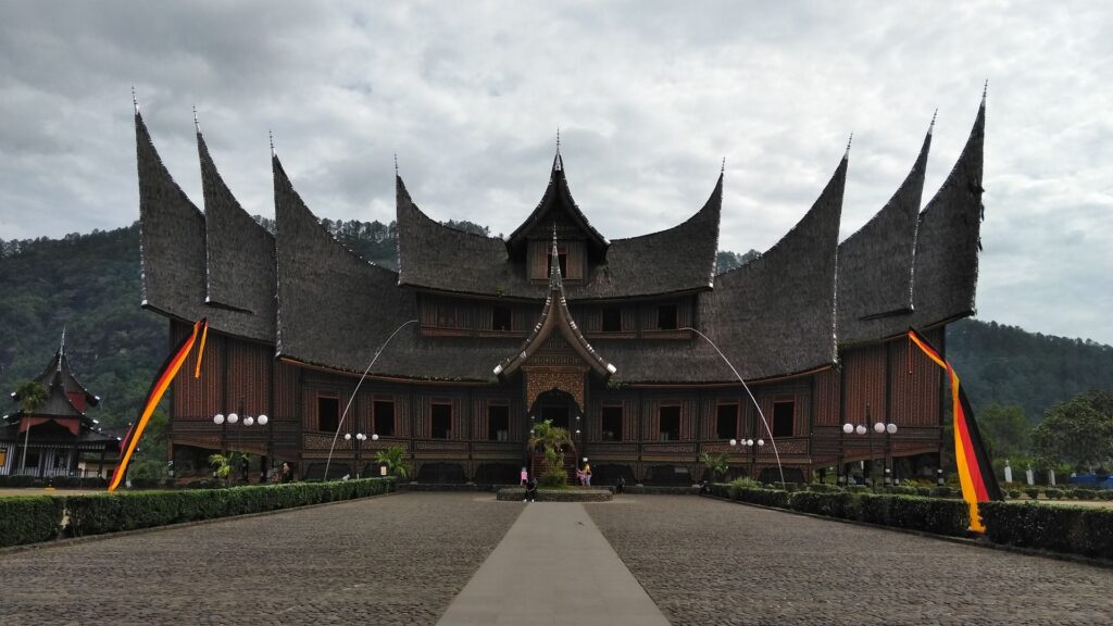 Rumah Adat Indonesia